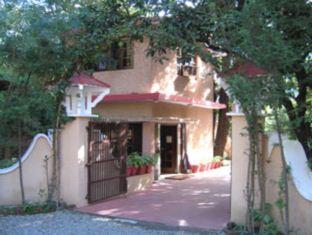 Corbett Treff Hotel Dhikuli Екстериор снимка